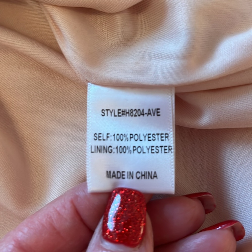 Jodifl Eyelash Iridescent Blouse - Picture 9 of 9